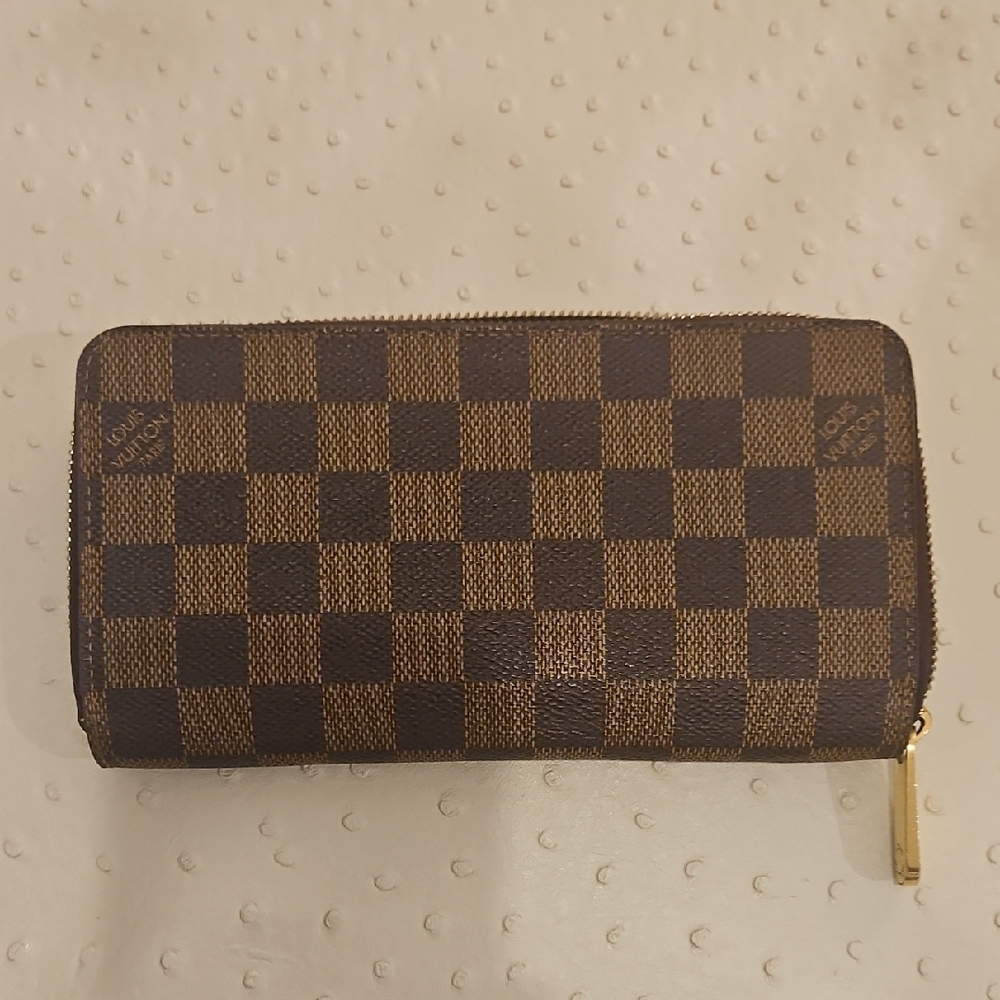 Louis Vuitton Damier Ebene Wallet